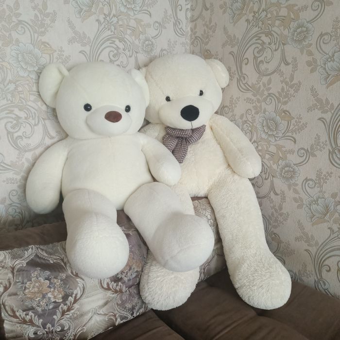 Белый плюшевые мишки