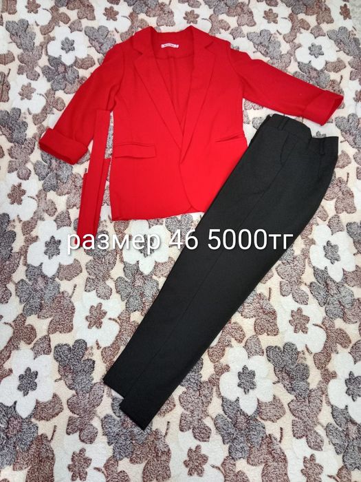 Женские платья  продам