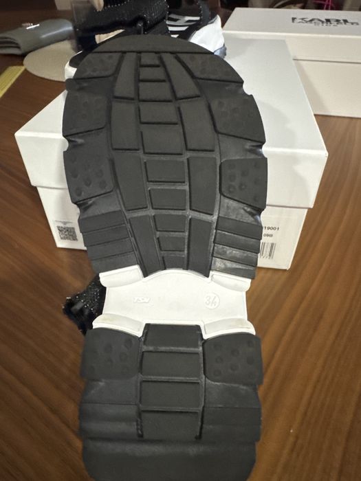 Детски сандали Hugo