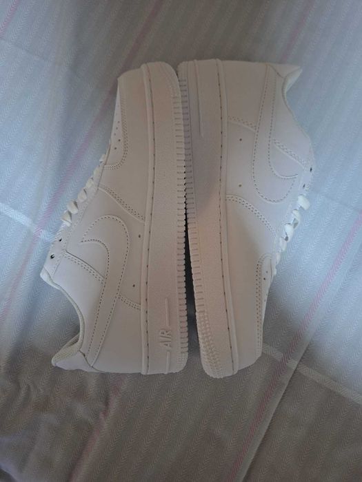 Air Force 1 Triple White Nou Nouti