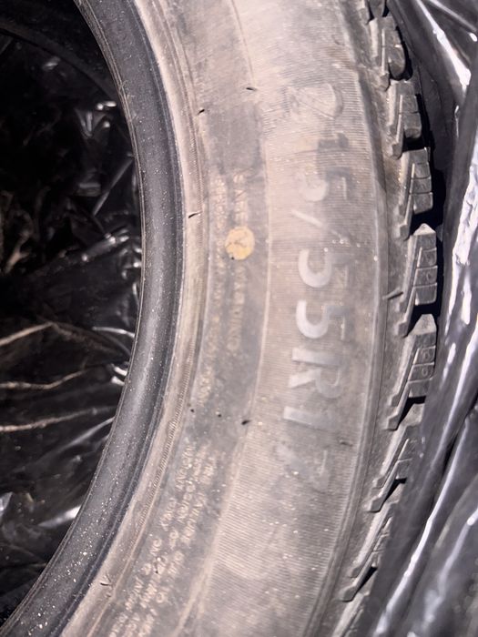 Продам шины 215 55 R17
