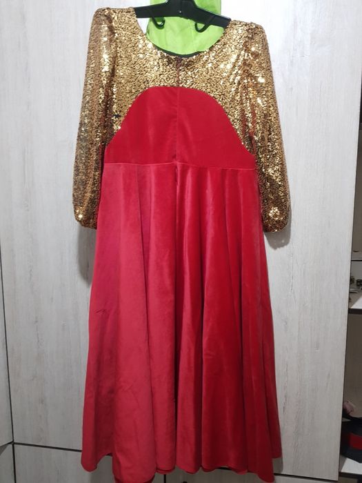 Продаётся вечернее платья 40 р турк