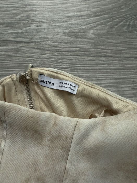 Къси топове/потници/ на Zara, Bershka, H&M