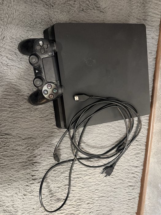 Playstation 4 +1maneta