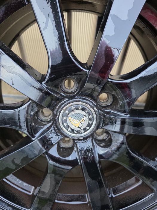 Jante Aliaj 16" cu cauciucuri de iarna