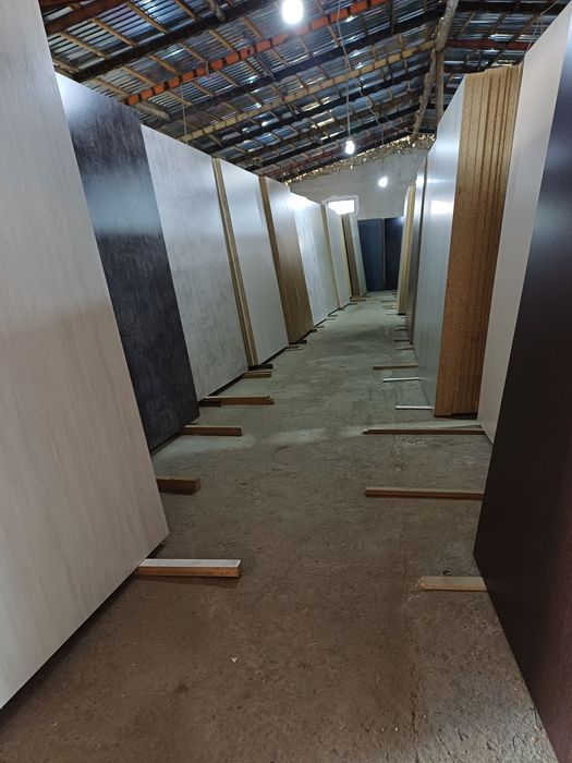 Laminat.Akril.stol.matras.argalit.pvx kley