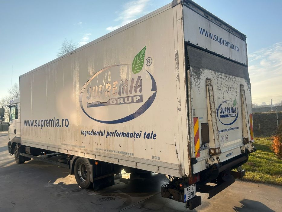 Vând Man de 12 tone