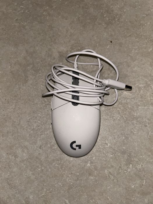 Гейминг мишка logitech G102 като нова