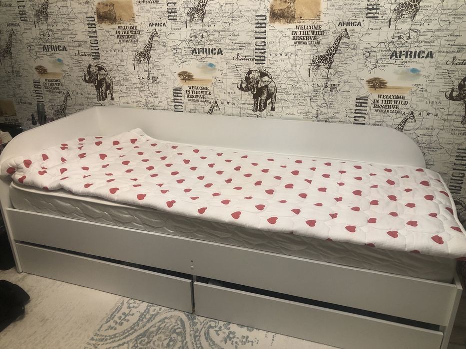 Кровать двухместный