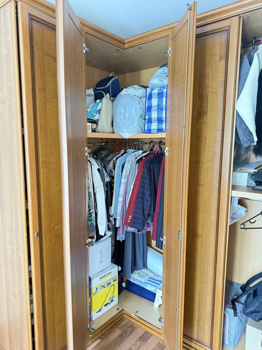 Угловой шкаф Италия