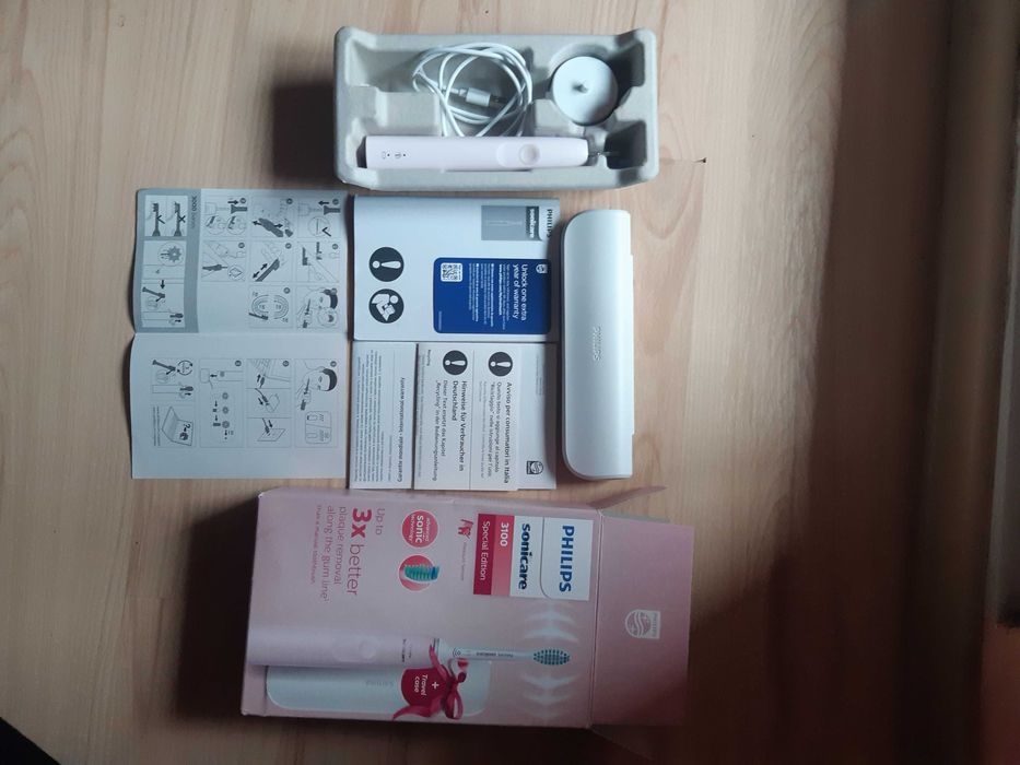 Ел. четка за зъби PHILIPS sonicare 3100 Special Edition