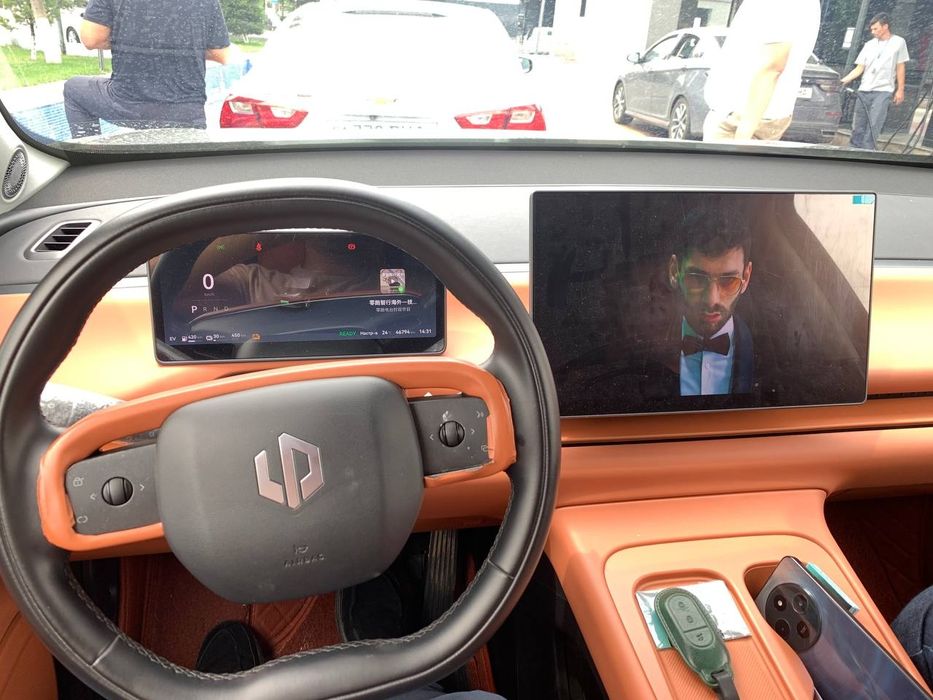 Продаю leapmotor c16