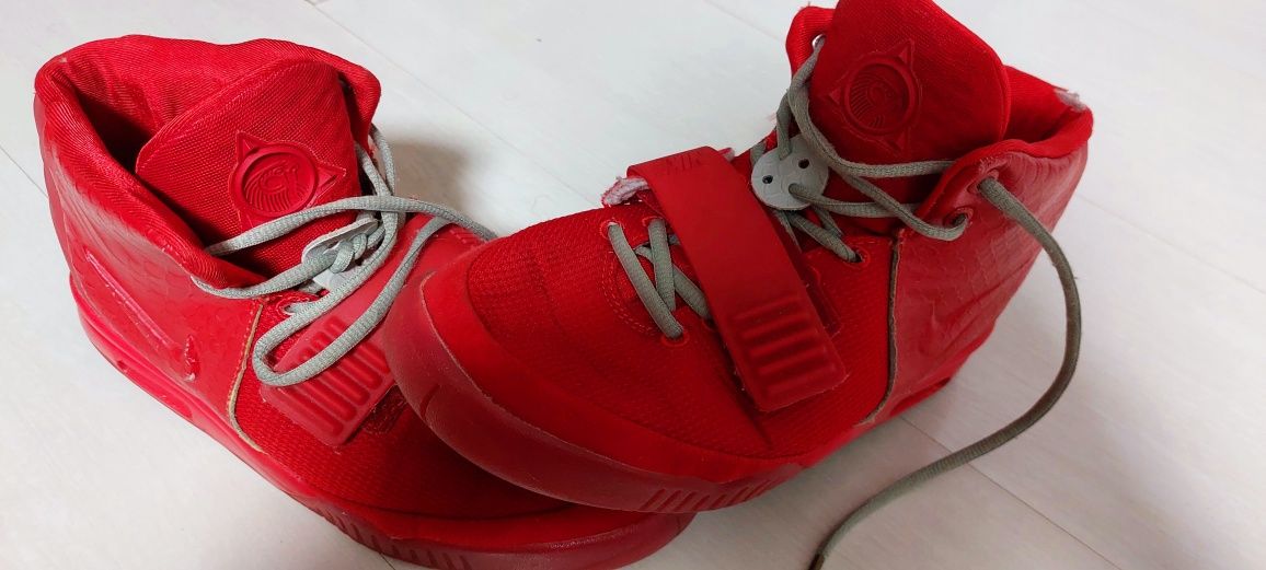 NIKE Air Yeezy sneakers Bistrita OLX.ro