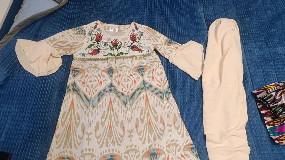 Продам узбекский платье