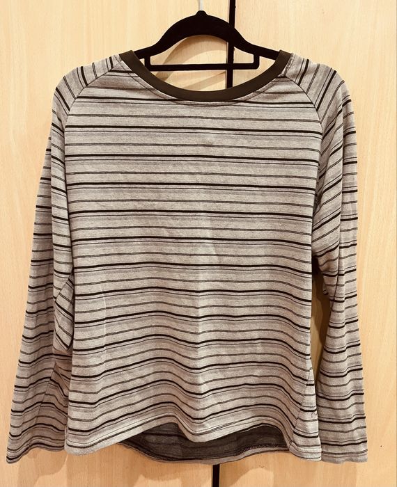 Светло коричневая кофта (M размер)