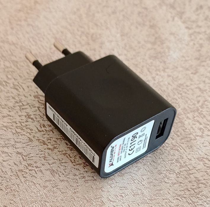 Зарядни за смартфон / таблет