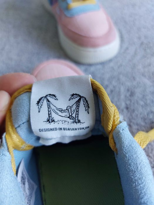 Дамски обувки Nike Air Force 1 - размер 39