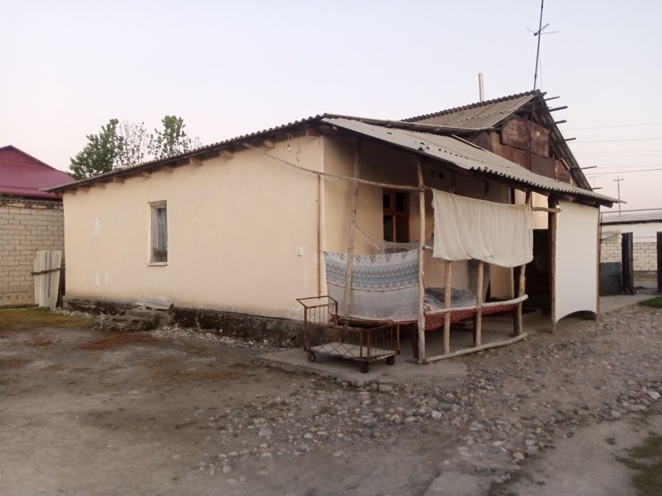 Uy sotiladi, 10 sõtix, 5 honali, $130 ming.