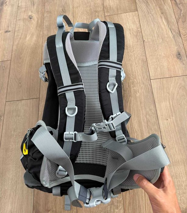 Nou Aoking Adventure 30 L rucsac ghiozdan drumetii trekking