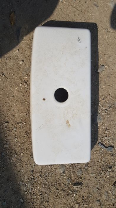 Крышки от бачков унитазов