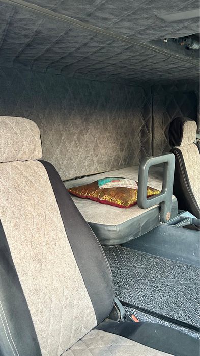 Манипулятор Мерседес Актрос