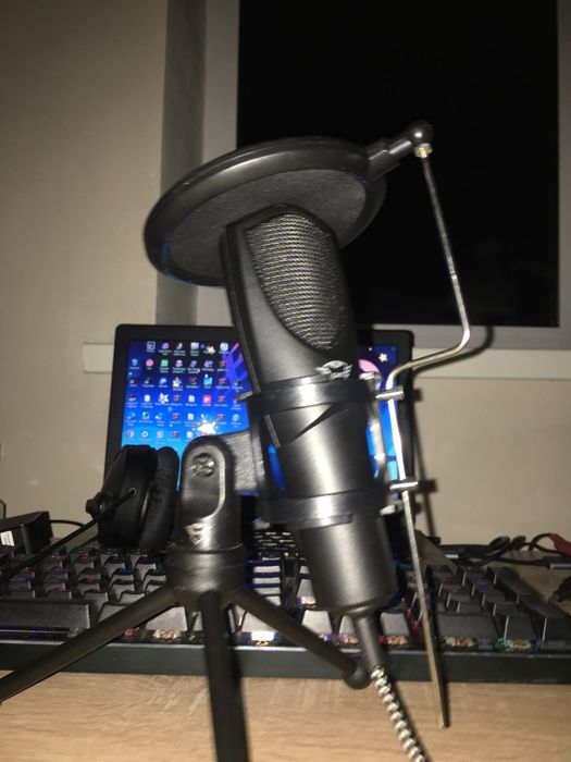 микрофон gxt в хорошем состоянии