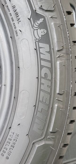 4 anvelope 215 65 16C Michelin Agilis3 2024 Top 8mm