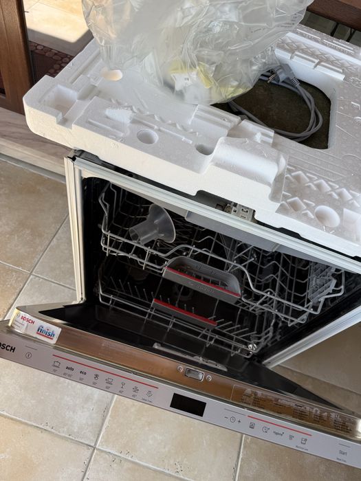 Съдомиялна машина BOSCH SMV68MX04E