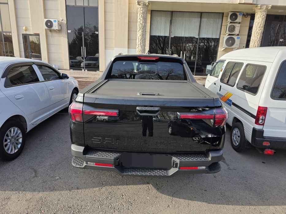 Hundae Santa Kruz Qora 2024 Yil 8900 Prabek