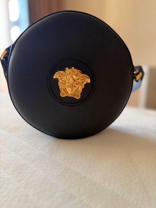 Versace кожена чанта