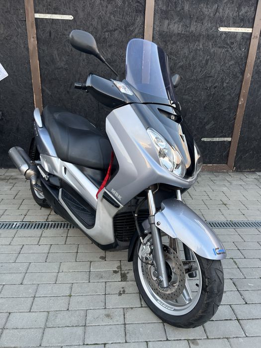 Yamaha X Max 125cc cat A1 - B