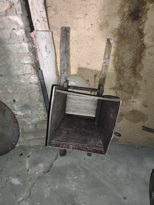 Vand ce se vede in imagini