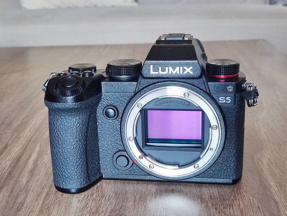 Фотоаппарат Lumix S5, с обьективом 20-60 mm, фильтр в подарок