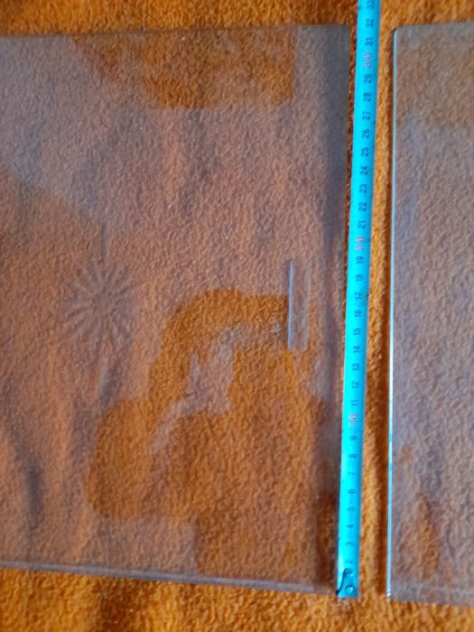 Лампа с забележителности и Стъкла за витрина и хладилник