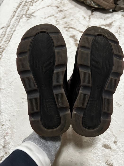 Продам ботинки зима