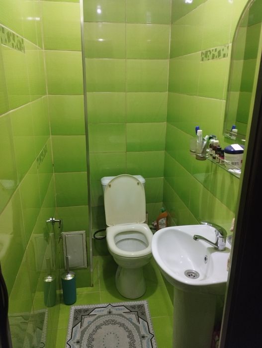 Продается 4 ком квартира балкон 2/6 своя Сангород