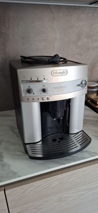 Кафеавмтомат Delonghi Magnifica