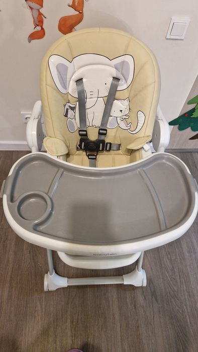 Детский стульчик для кормления