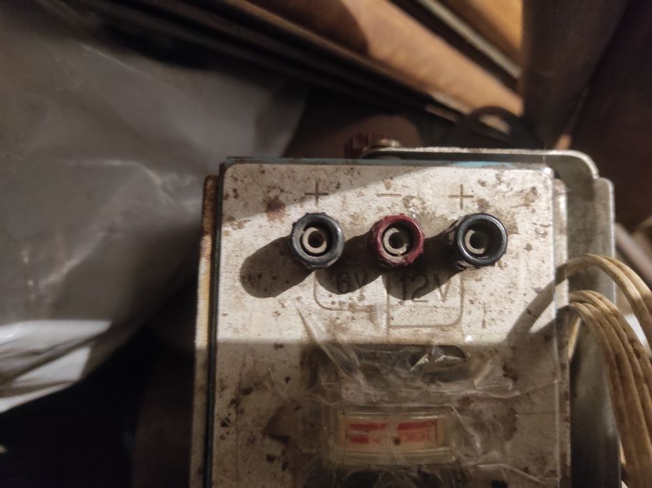 Зарядное устройство 6-12 вольт