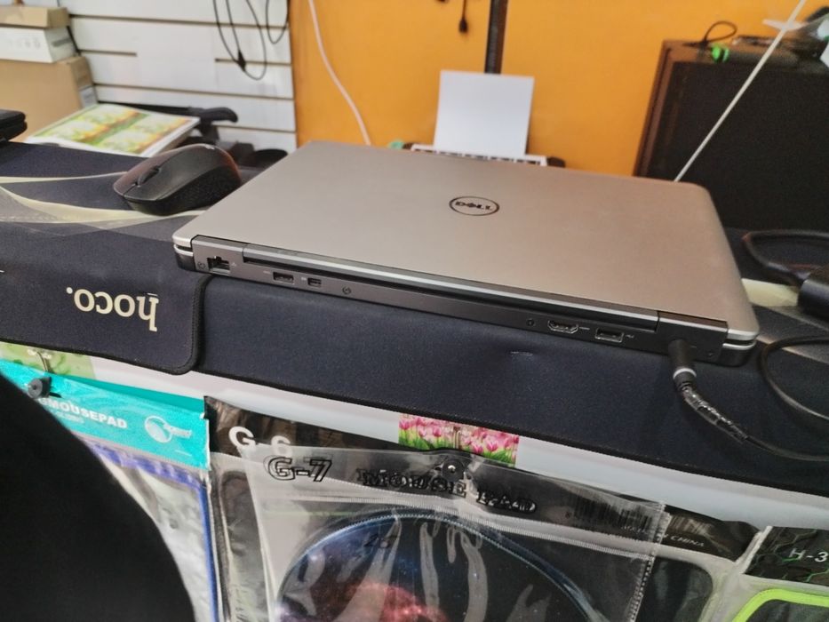 Noutbuk sotiladi Dell core i5