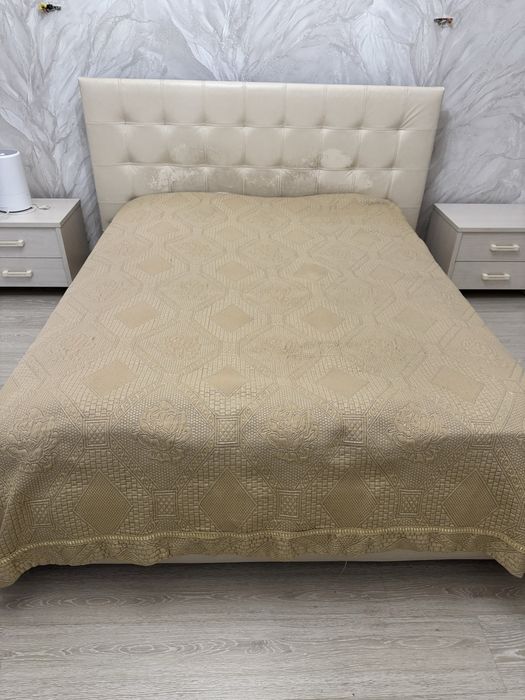 Кровать двухспальная