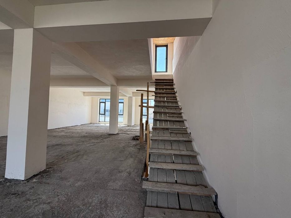 Продается 2 дома, ориентир: Циолковский, 3 сотки 550м²