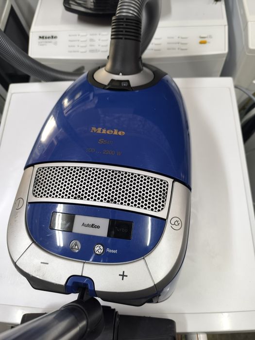 Прахосмукачка  Miele