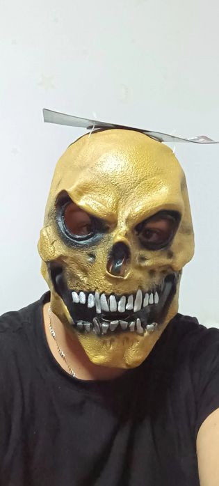 Vând măști din latex