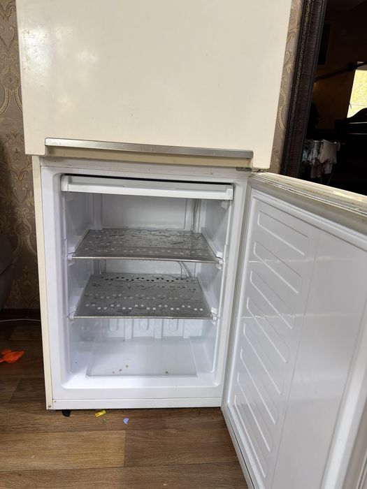 Продам холодильник Beko