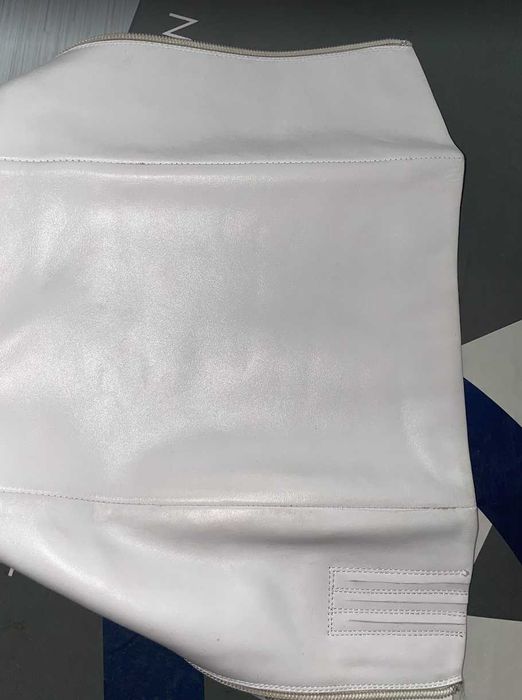 Кожаные белые сапоги