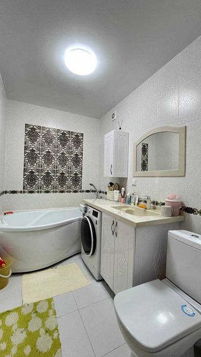 Продам 3 комнатную Батыс 2