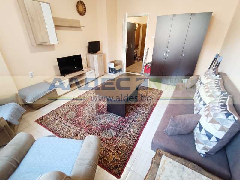 Дава се под наем Двустаен апартамент в София, Красна поляна 1 - 67 кв.м за 408 € - Снимка #1