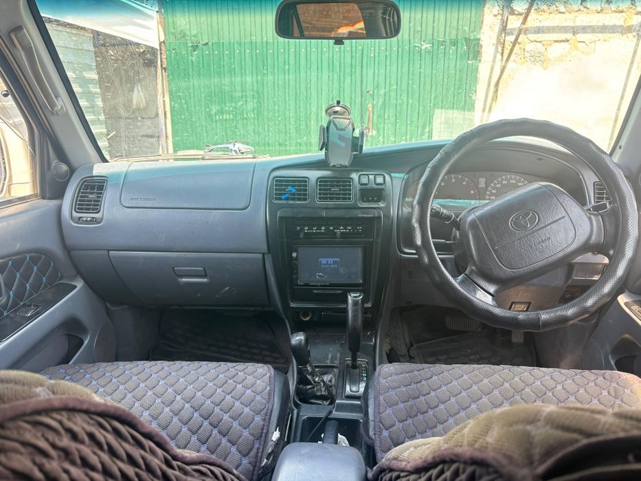 Toyota hilux surf 1996 года