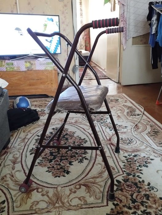 Ходунки-стульчик  для взрослых